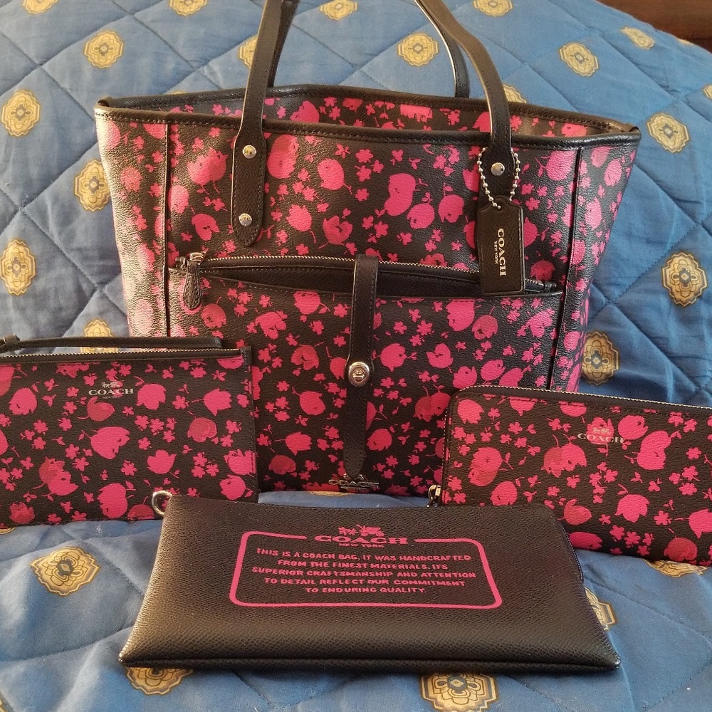 ISO makeup bag in this print